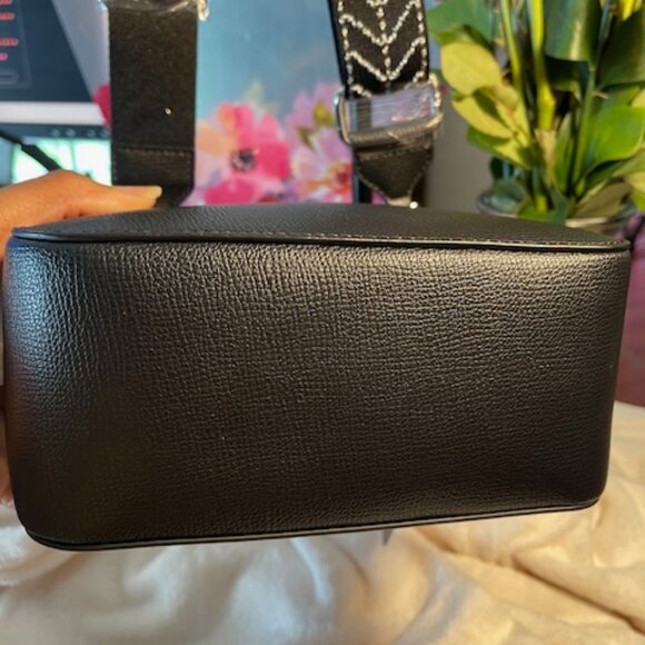 Karl Lagerfeld Paris, NWT Unisex Black Simone Two Tone Crossbody - Picture 7 of 8